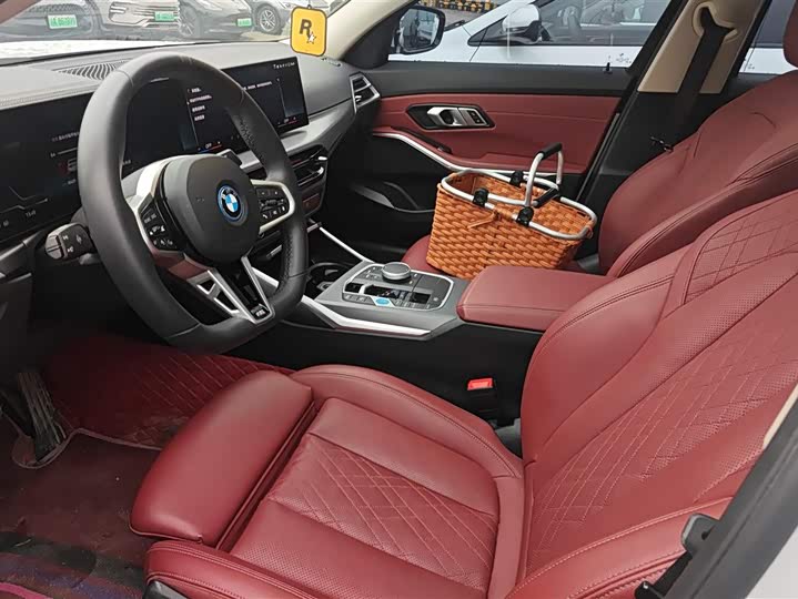 Фото 9 - BMW i3