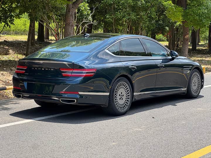 Genesis G80 2023 2023款 2.5T 后驱旗舰版