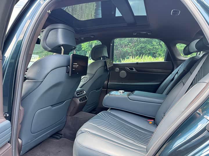 Genesis G80 2023 2023款 2.5T 后驱旗舰版