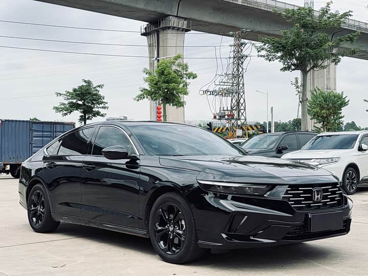 Honda Accord 2025 2025款 运动系列 260TURBO 豪华版
