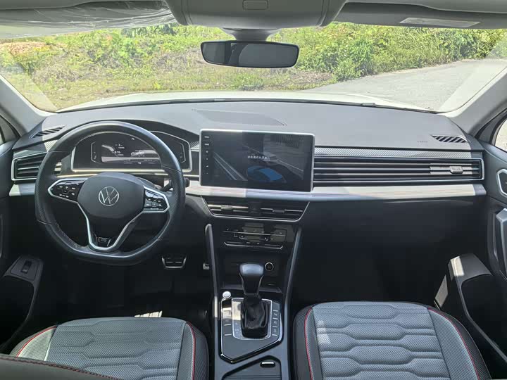 Фото 6 - Volkswagen Tiguan L Pro