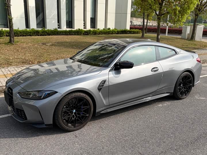 BMW M4 2024 2024款 M4双门轿跑车 雷霆版