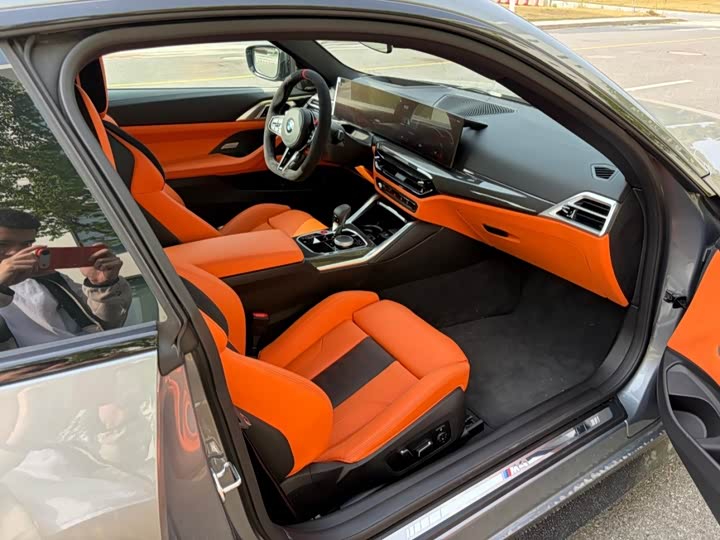 BMW M4 2024 2024款 M4双门轿跑车 雷霆版
