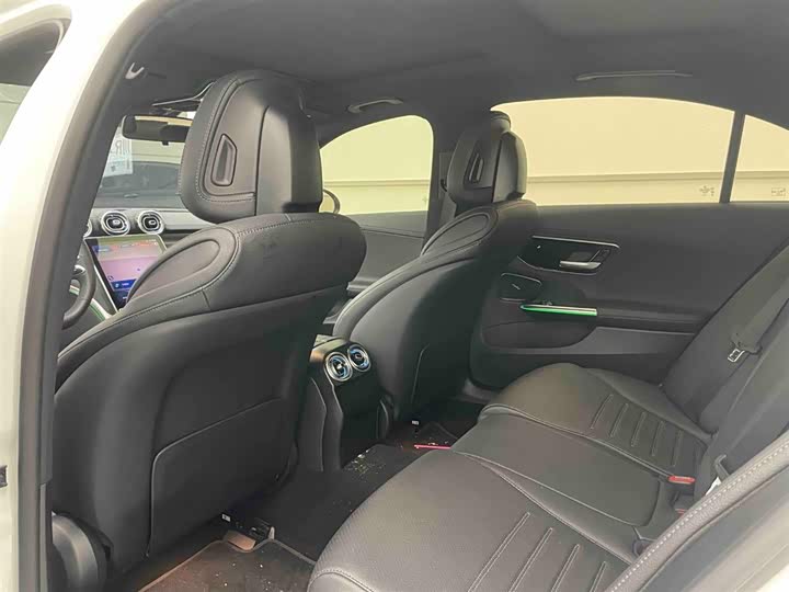 Zdjęcie 7 - Mercedes-Benz C-Class