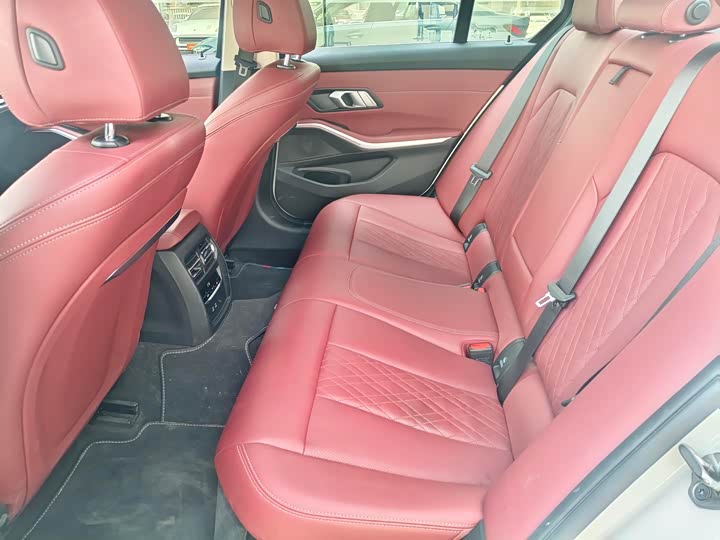 Zdjęcie 9 - BMW 3 Series