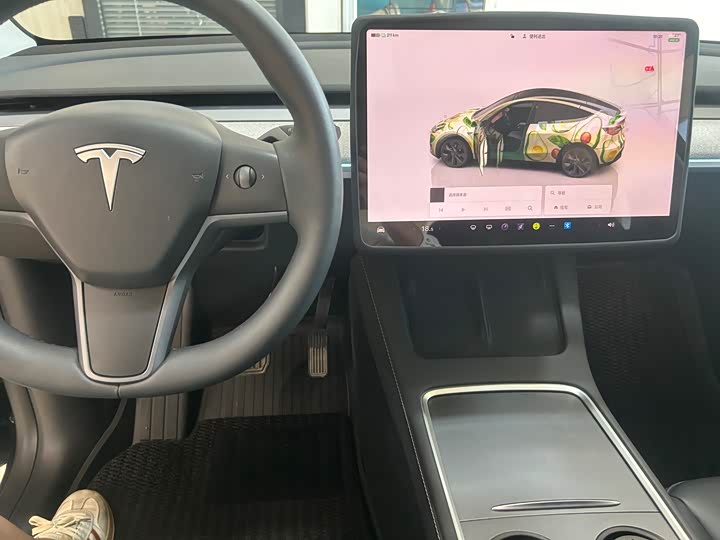 Фото 6 - Tesla Model Y