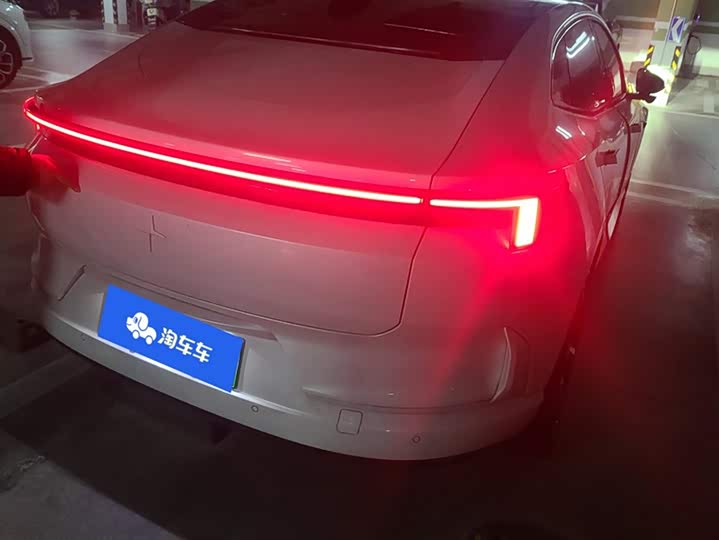 2023 Polestar 4