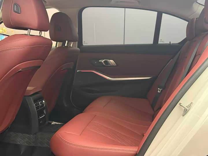BMW 3 Series 2025 2025款 330Li M运动曜夜套装