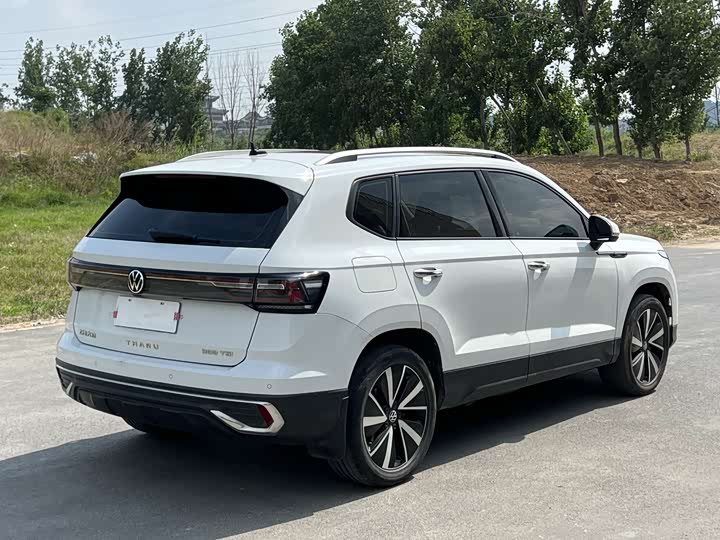 Фото 7 - Volkswagen Tharu