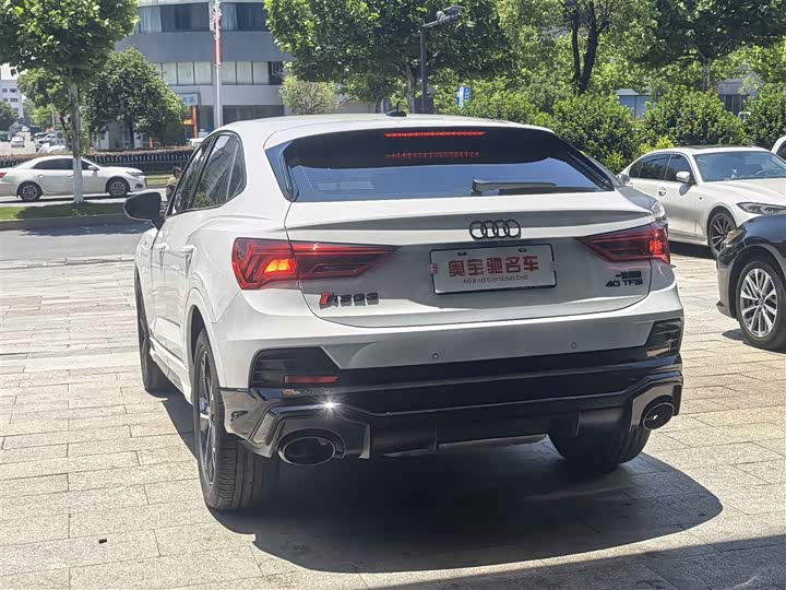 Audi Q3 Sportback 2025 2025款 quattro 45周年典藏版 40TFSI 时尚型