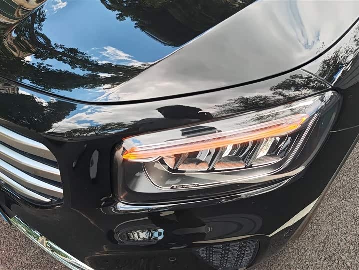 Фото 5 - Mercedes-Benz GLB-Class