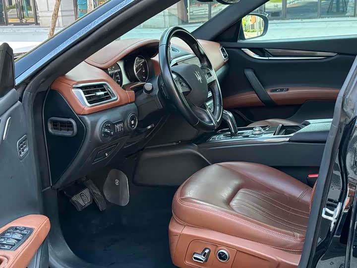 Maserati Ghibli 2021 2021款 2.0T 锋芒版
