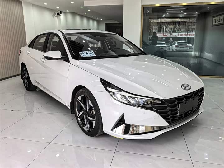 Фото 3 - Hyundai Elantra N line