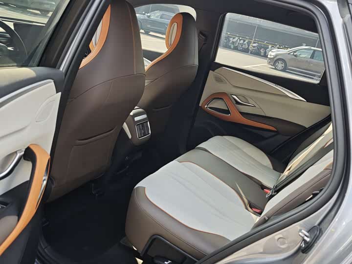 BYD Song Pro Hybrid 2022 2022款 DM-i 51km 豪华型