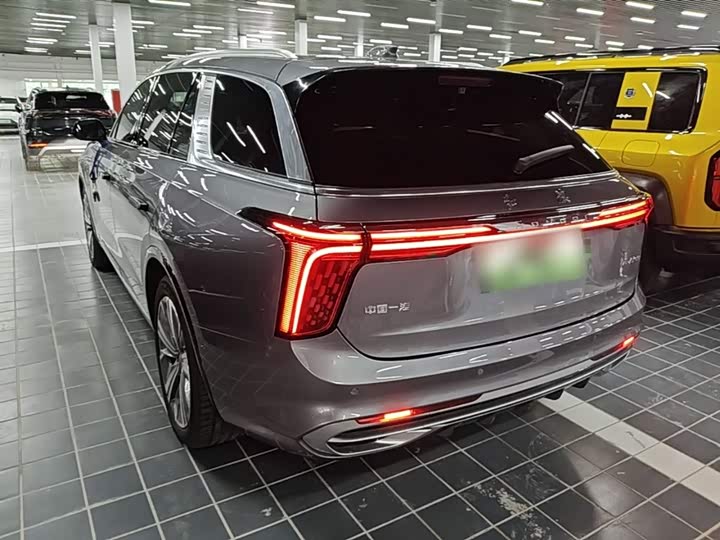 Hongqi E-HS9 2022 2022款 660km 旗畅版 六座