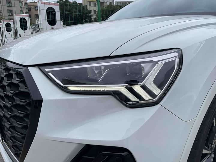 Фото 7 - Audi Q3 Sportback