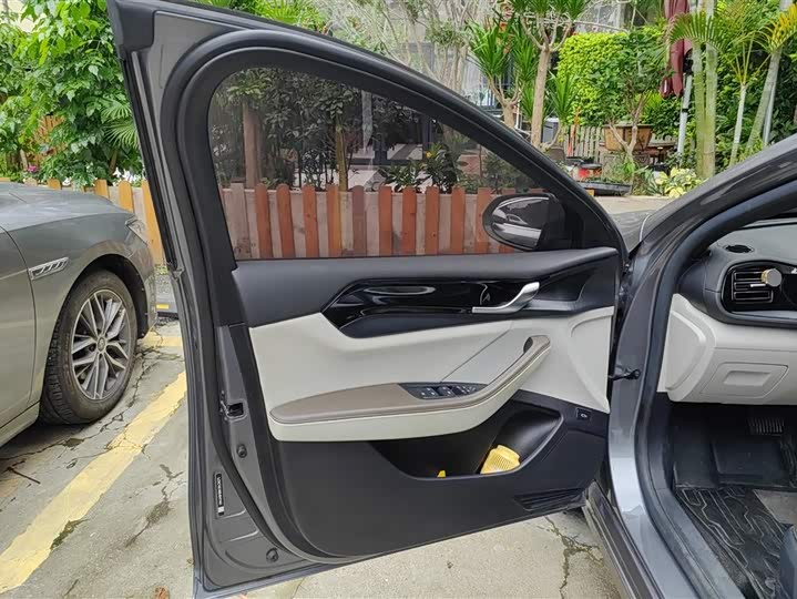 Фото 7 - BYD Qin Plus