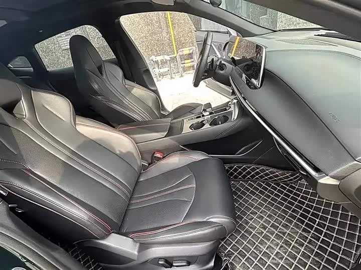 Фото 6 - MG Motor 7