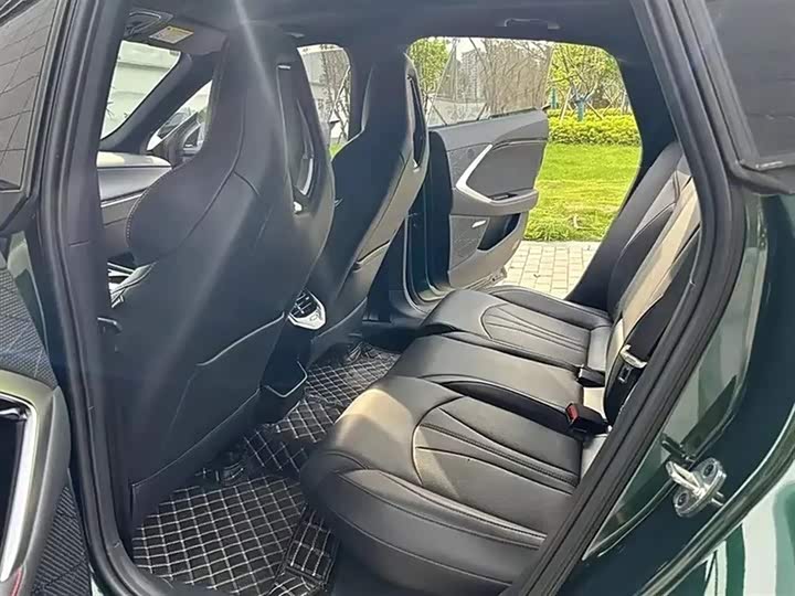 Фото 9 - MG Motor 7