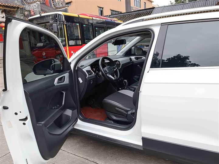 صورة 4 - Volkswagen Tacqua