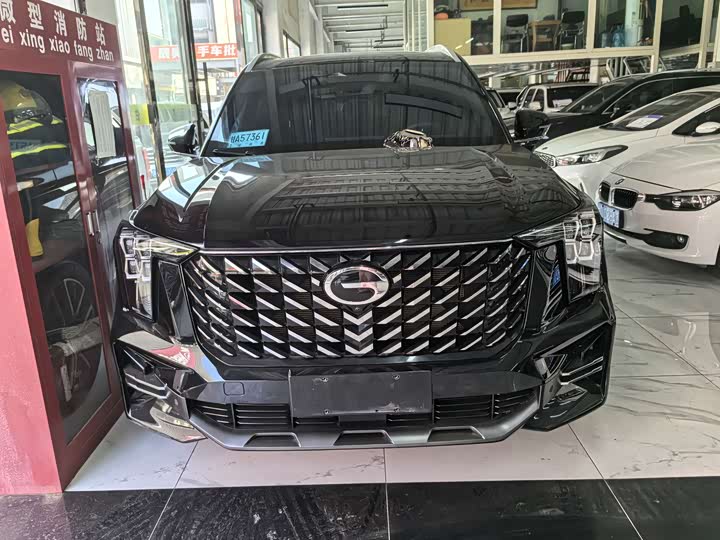Фото 2 - GAC Trumpchi GS8