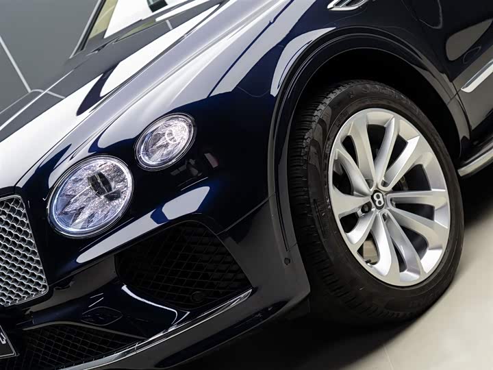 Bentley Bentayga 2024 2024款 4.0T V8
