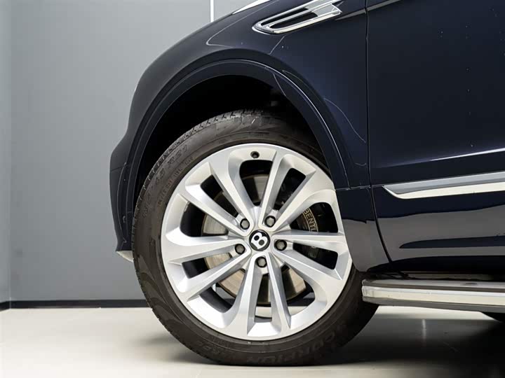 Bentley Bentayga 2024 2024款 4.0T V8