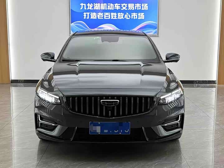 Фото 2 - Geely Preface