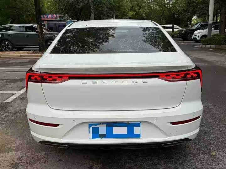 Bestune B70 2023 2023款 第三代 1.5T 自动畅享型