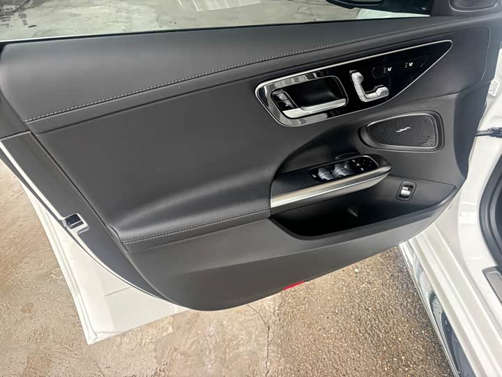 Mercedes-Benz C-Class 2025 2025款 C 260 L 运动版