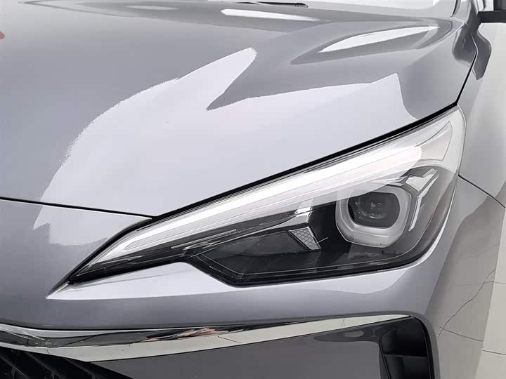 Roewe i5 2024 2024款 1.5L CVT尊荣版