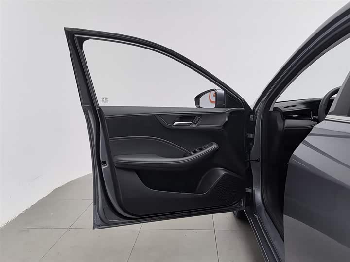 Roewe i5 2024 2024款 1.5L CVT尊荣版