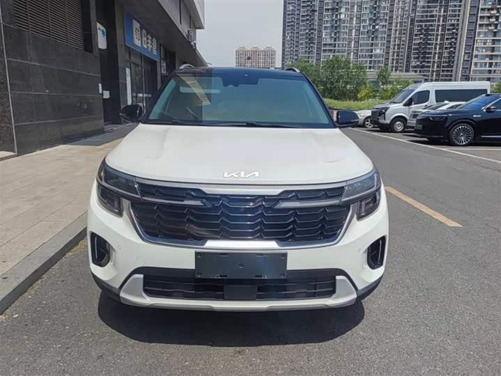 Kia Seltos 2023 2023款 1.5L CVT尊贵版
