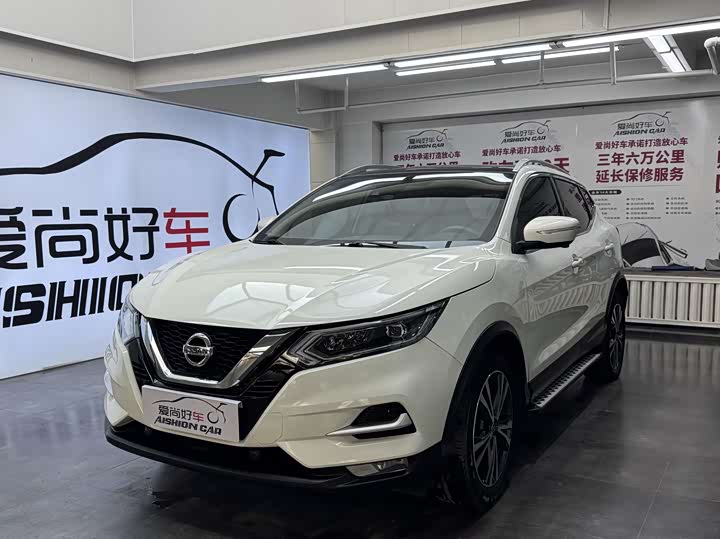 Фото 1 - Nissan Qashqai