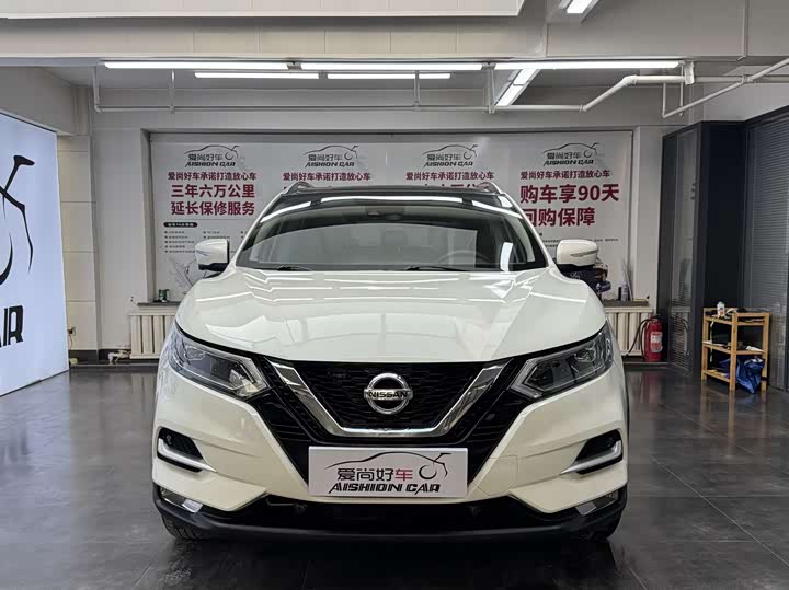 Фото 2 - Nissan Qashqai