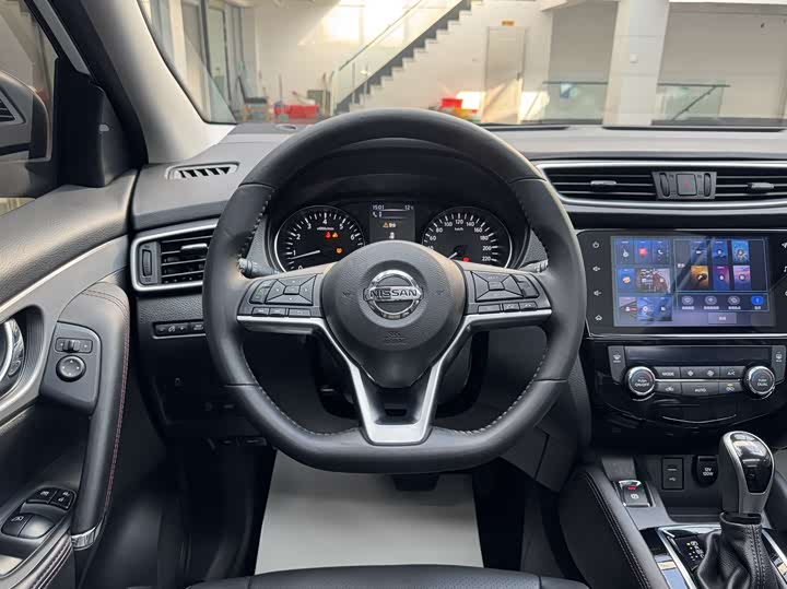 Фото 9 - Nissan Qashqai