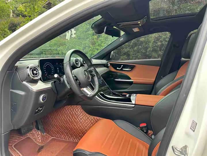 Фото 5 - Mercedes-Benz C-Class