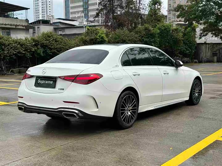 Фото 9 - Mercedes-Benz C-Class