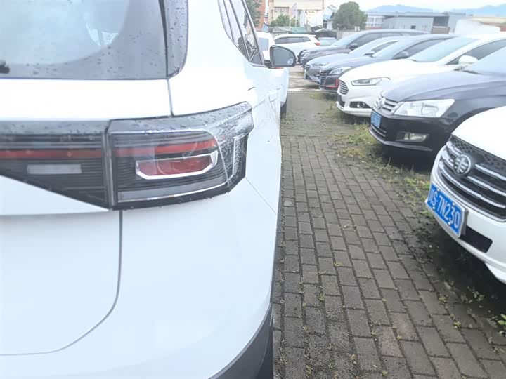 Volkswagen Tharu 2025 2025款 新锐 1.5L 锐进版