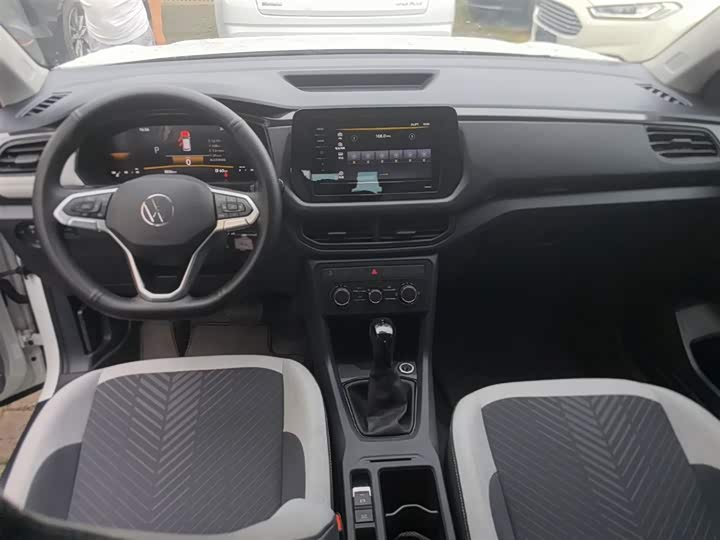 Volkswagen Tharu 2025 2025款 新锐 1.5L 锐进版