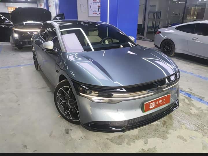 Zeekr 7X 2025 2025款 100kWh 长续航后驱智驾版