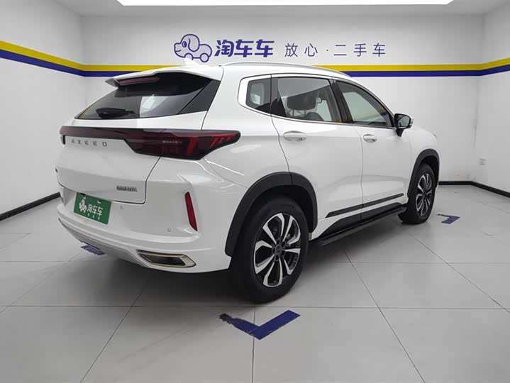 2022 Exeed LX C-DM Hybrid