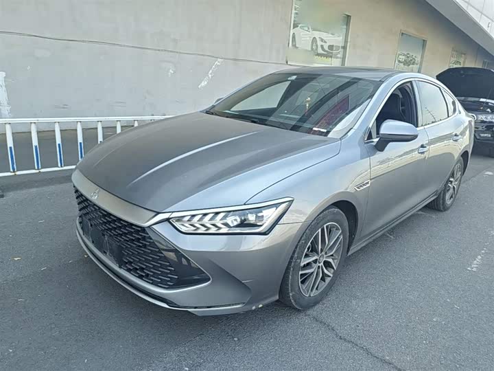 Фото 1 - BYD Qin Plus