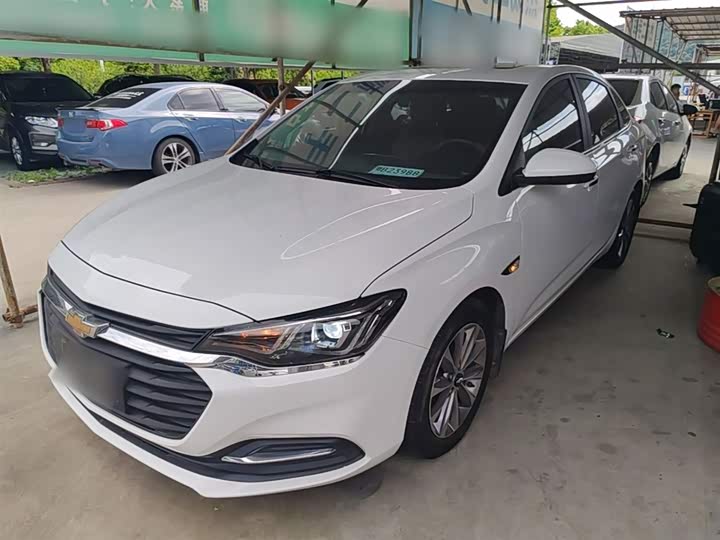Chevrolet Monza 2021 2021款 320 自动悦享天窗版