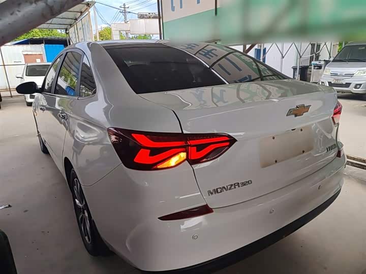 Chevrolet Monza 2021 2021款 320 自动悦享天窗版