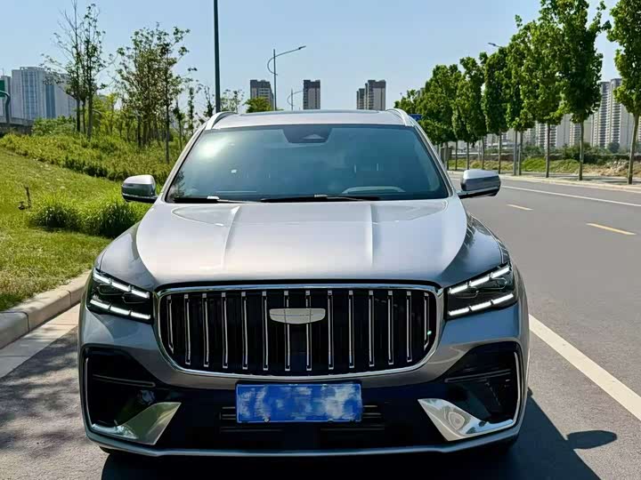 Фото 2 - Geely Monjaro