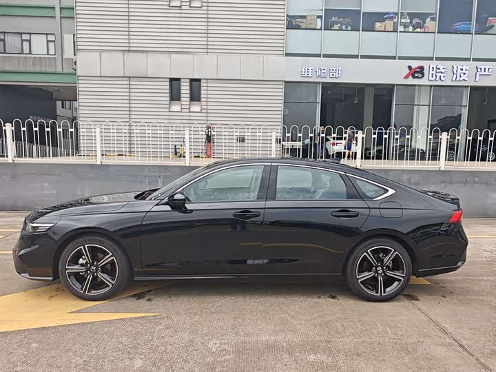 Honda Inspire 2025 2025款 260TURBO 精逸版