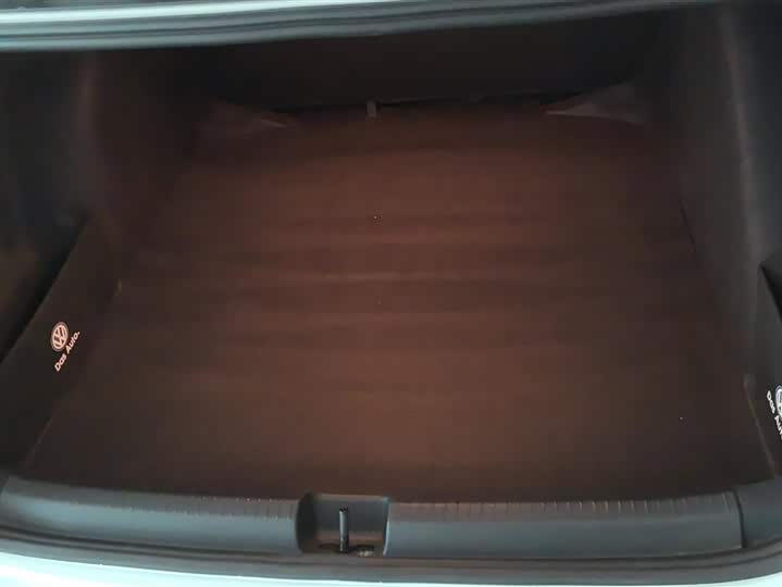 Фото 4 - Volkswagen Lavida