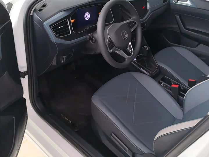 Фото 9 - Volkswagen Lavida