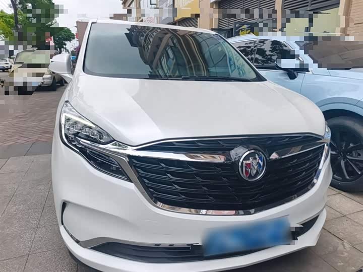 Photo 3 - Buick GL8 ES